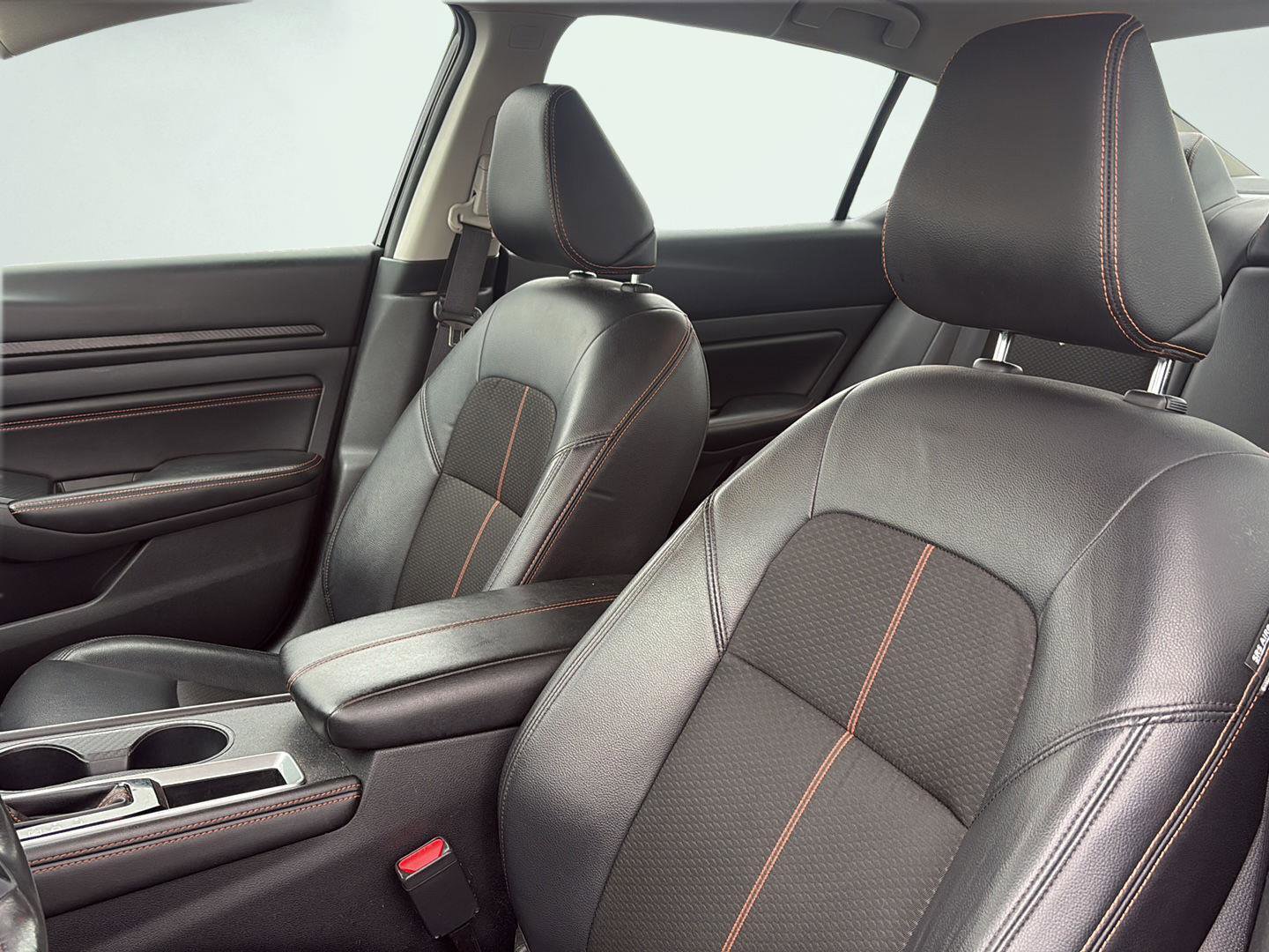 Used 2022 Nissan Altima 2.5 SR image 11