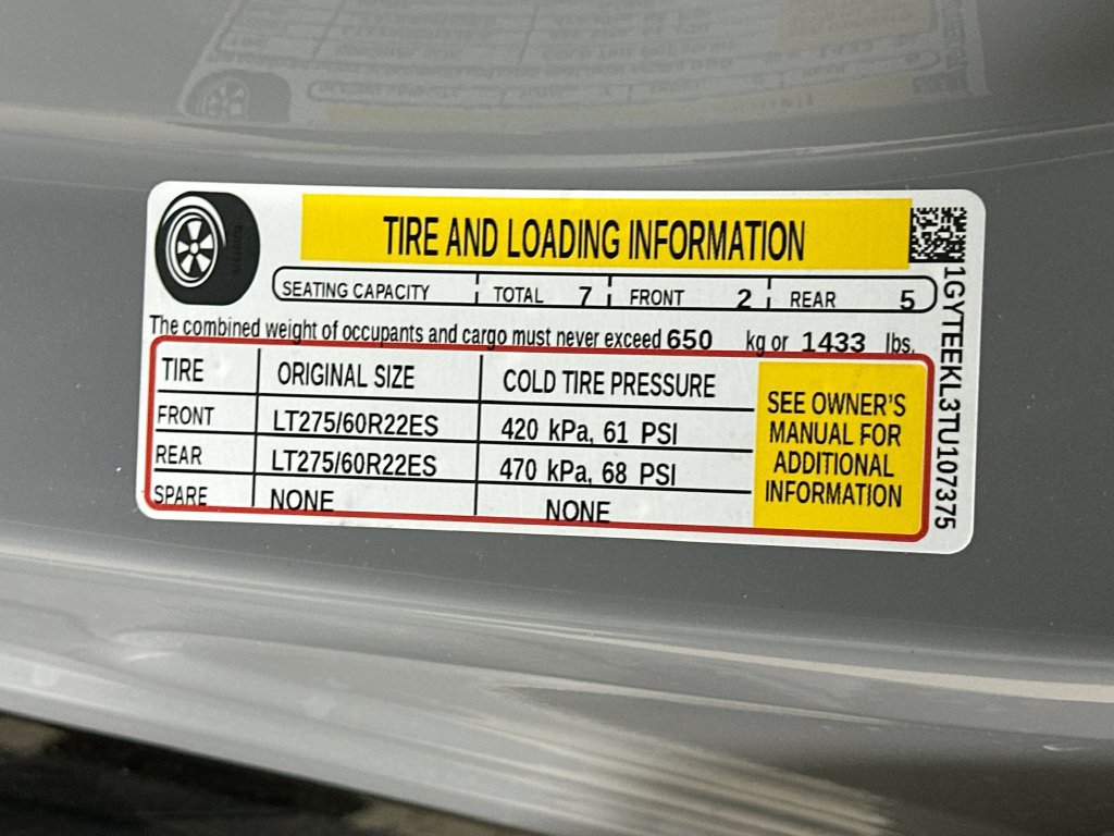 New 2026 Cadillac Escalade IQ Sport 1 w/ LPO, Floor Liner Package AWD/4WD image 38