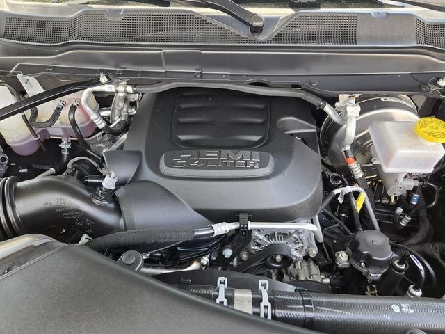 Certified 2025 RAM 2500 Big Horn AWD/4WD image 39