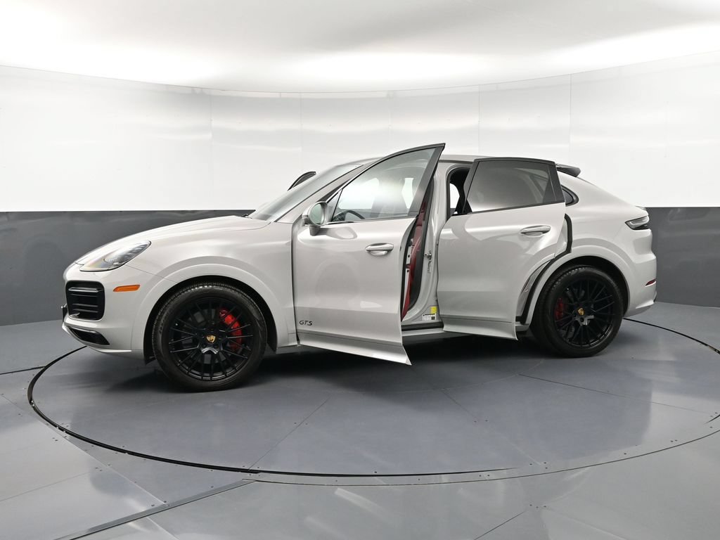 Certified 2023 Porsche Cayenne GTS AWD/4WD image 36