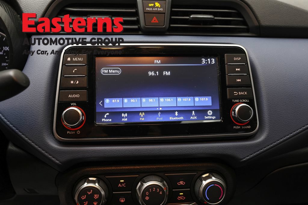 Used 2024 Nissan Versa SV FWD image 21