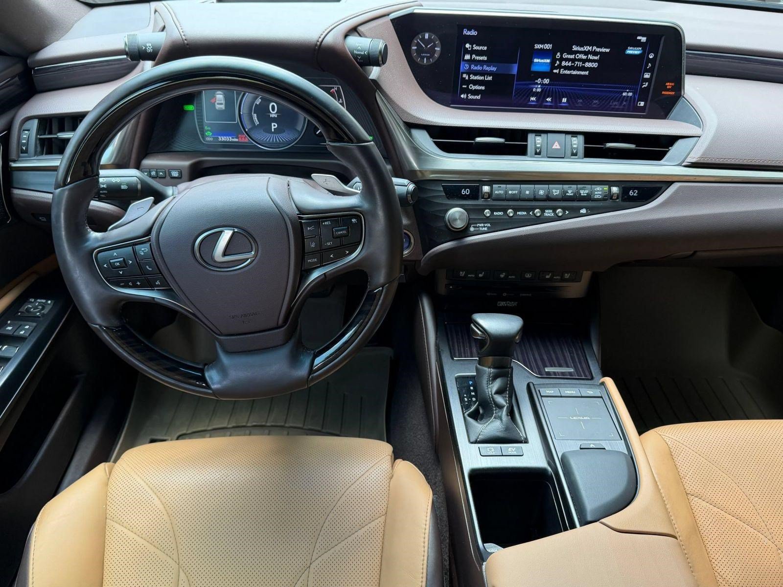 Certified 2021 Lexus ES 300h Ultra Luxury FWD image 35