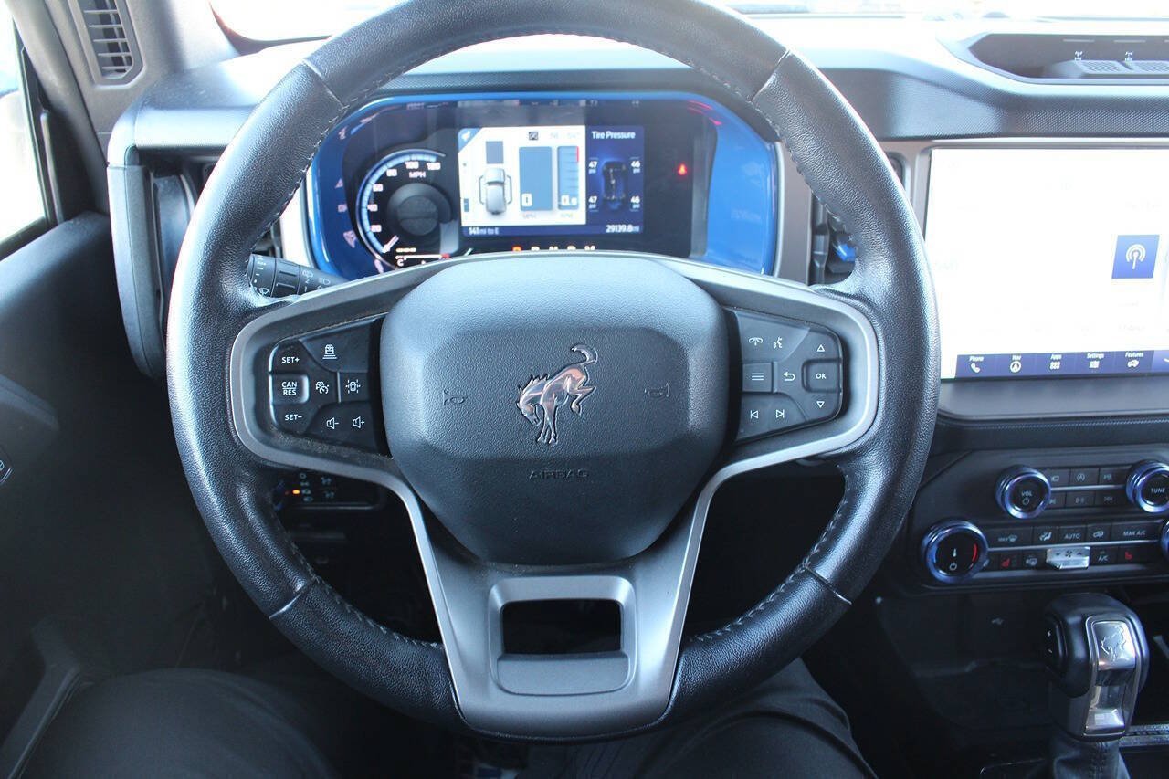 Used 2022 Ford Bronco Outer Banks w/ Sasquatch Package AWD/4WD image 9