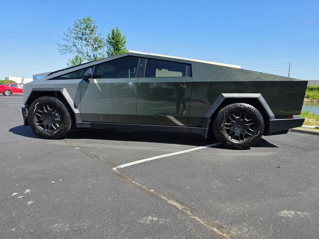 Used 2024 Tesla Cybertruck Cyberbeast AWD/4WD image 12
