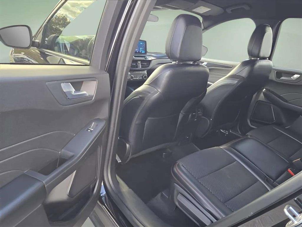 Used 2023 Ford Escape ST-Line image 10