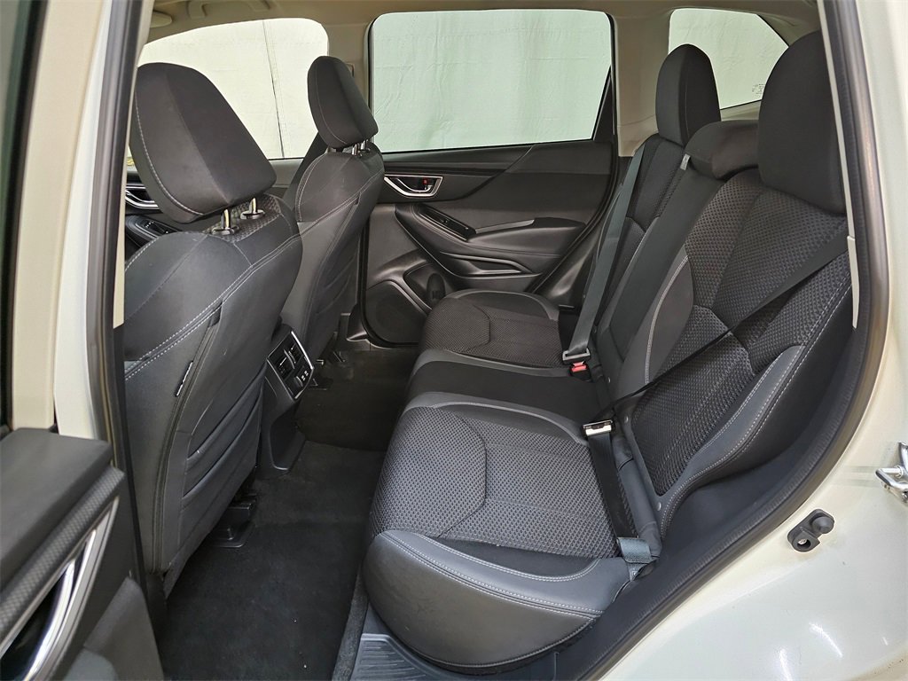 Used 2023 Subaru Forester Premium image 16