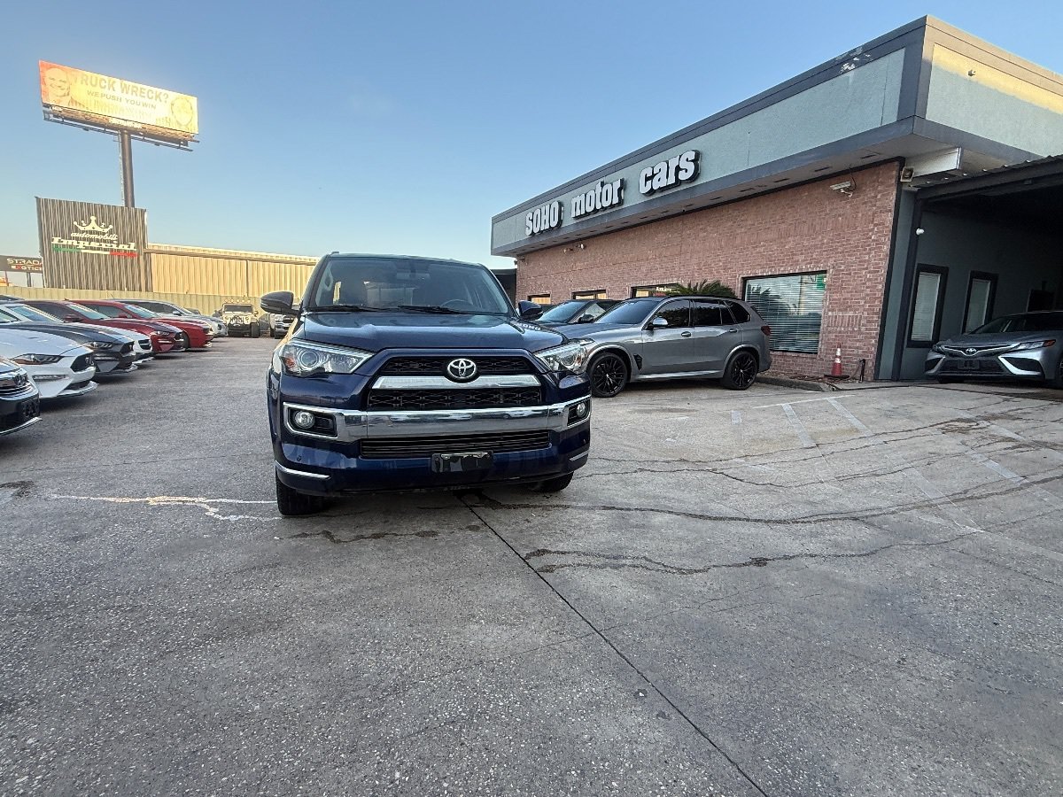 Used 2018 Toyota 4Runner Limited RWD image 9