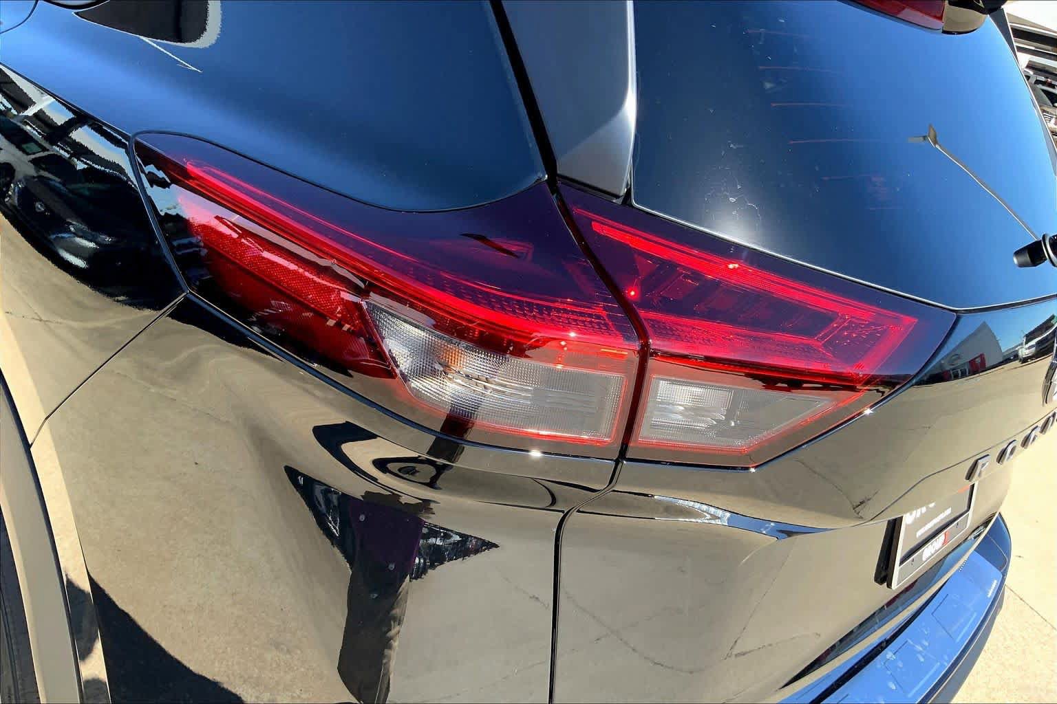 New 2026 Nissan Rogue SV FWD image 14