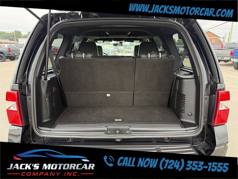 Used 2017 Ford Expedition Limited w/ Equipment Group 301A AWD/4WD image 13