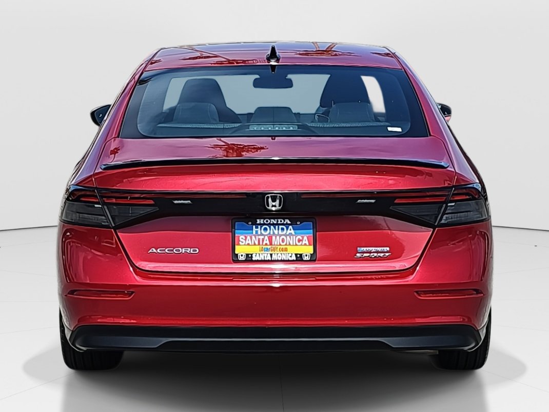 Used 2024 Honda Accord Sport image 6