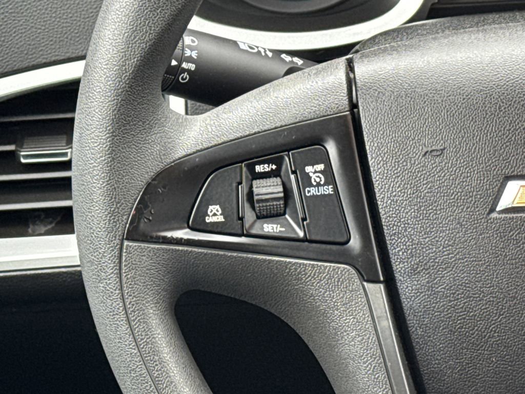 Used 2015 Chevrolet Equinox LS image 24