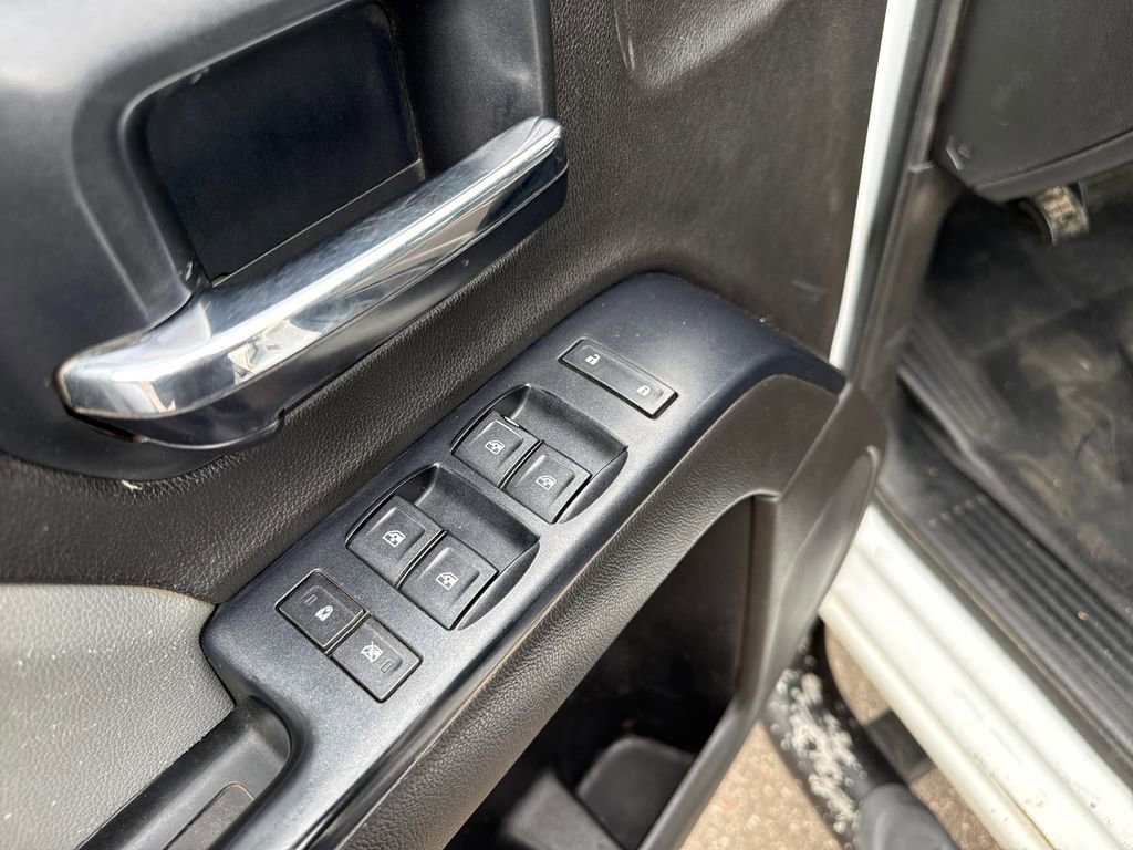Used 2016 Chevrolet Silverado 2500 W/T AWD/4WD image 13