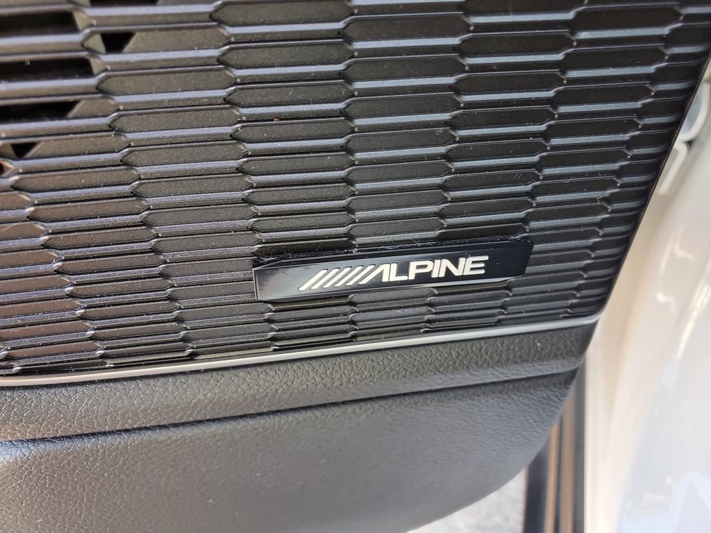 Used 2023 Jeep Grand Cherokee L Limited AWD/4WD image 18