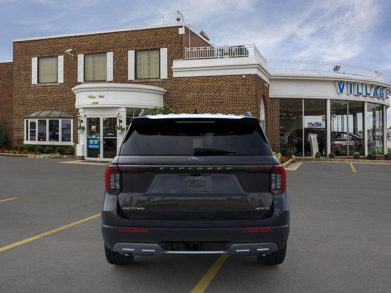 New 2026 Ford Explorer Active image 5
