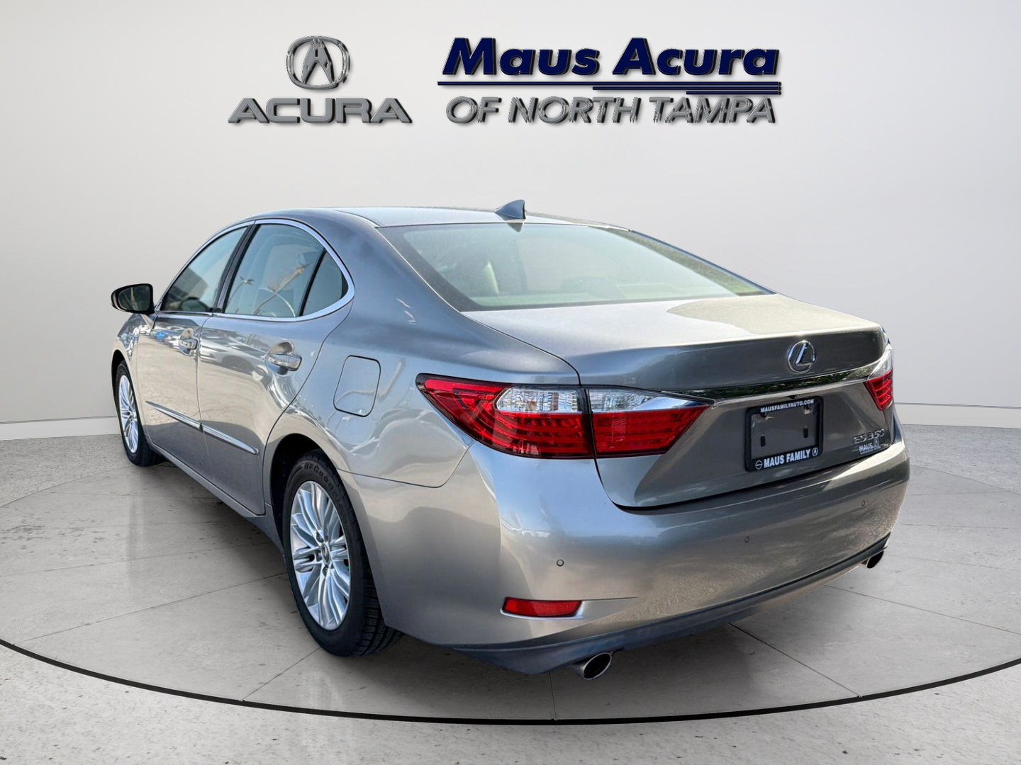 Used 2015 Lexus ES 350 w/ Luxury Package FWD image 5