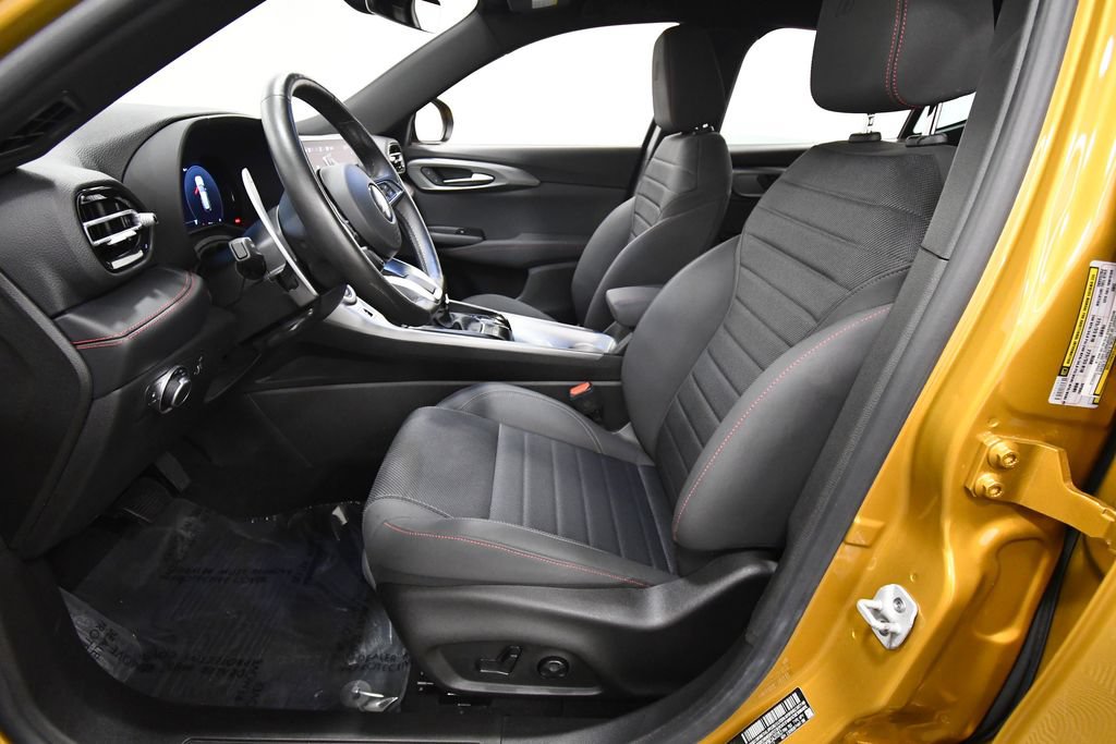 Used 2024 Dodge Hornet R/T w/ Tech Pack w/o Parking AWD/4WD image 14