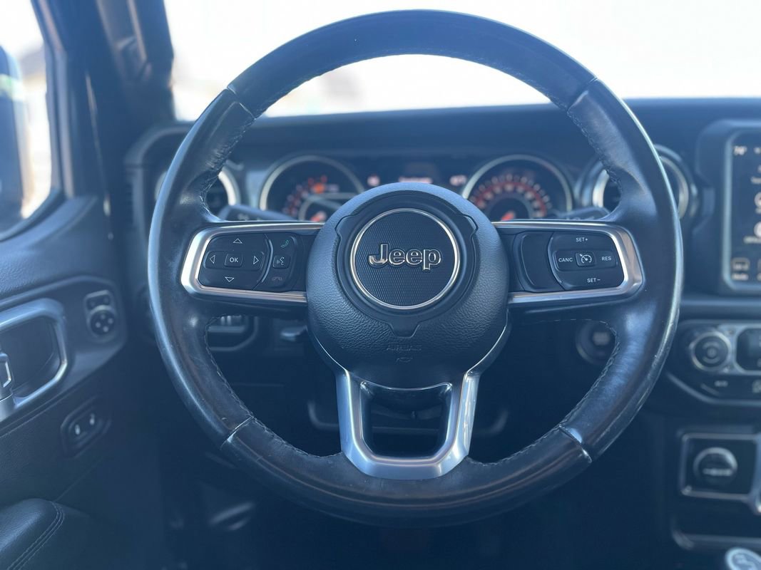 Used 2020 Jeep Wrangler Unlimited Sahara AWD/4WD image 18
