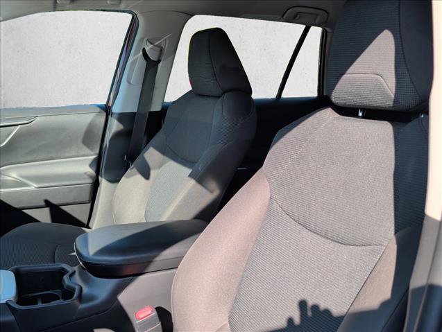Used 2023 Toyota RAV4 LE FWD image 11
