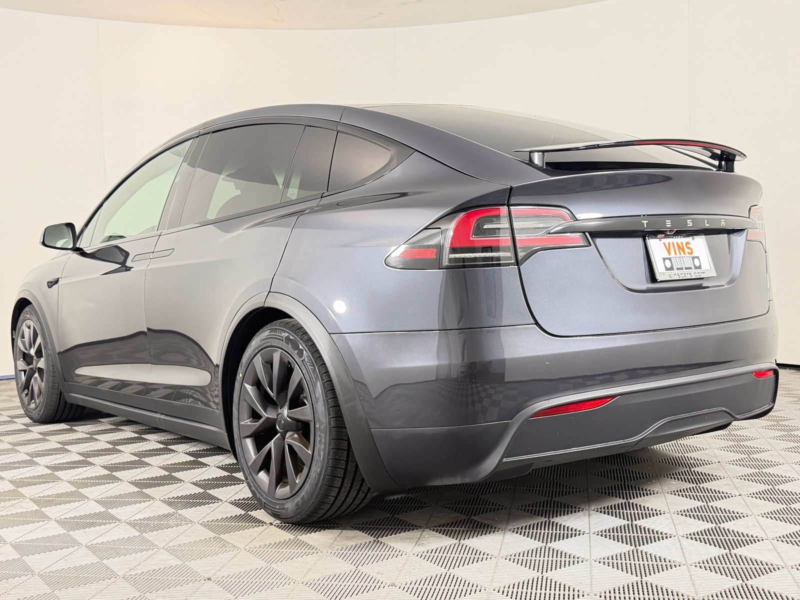 Used 2024 Tesla Model X AWD/4WD image 7