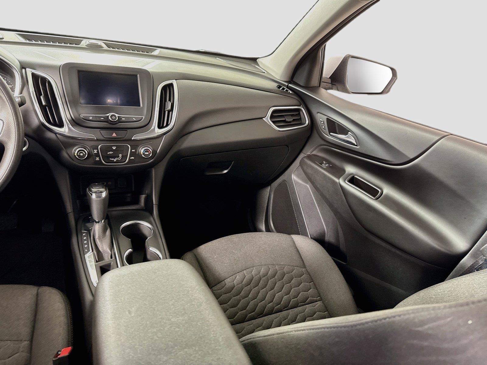 Used 2020 Chevrolet Equinox LT w/ LPO, Floor Liner Package AWD/4WD image 14