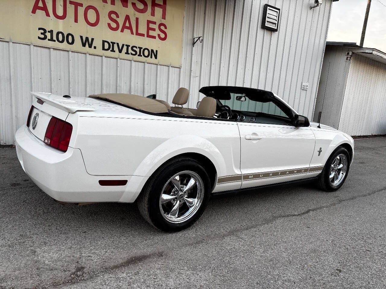 Used 2007 Ford Mustang Convertible image 29