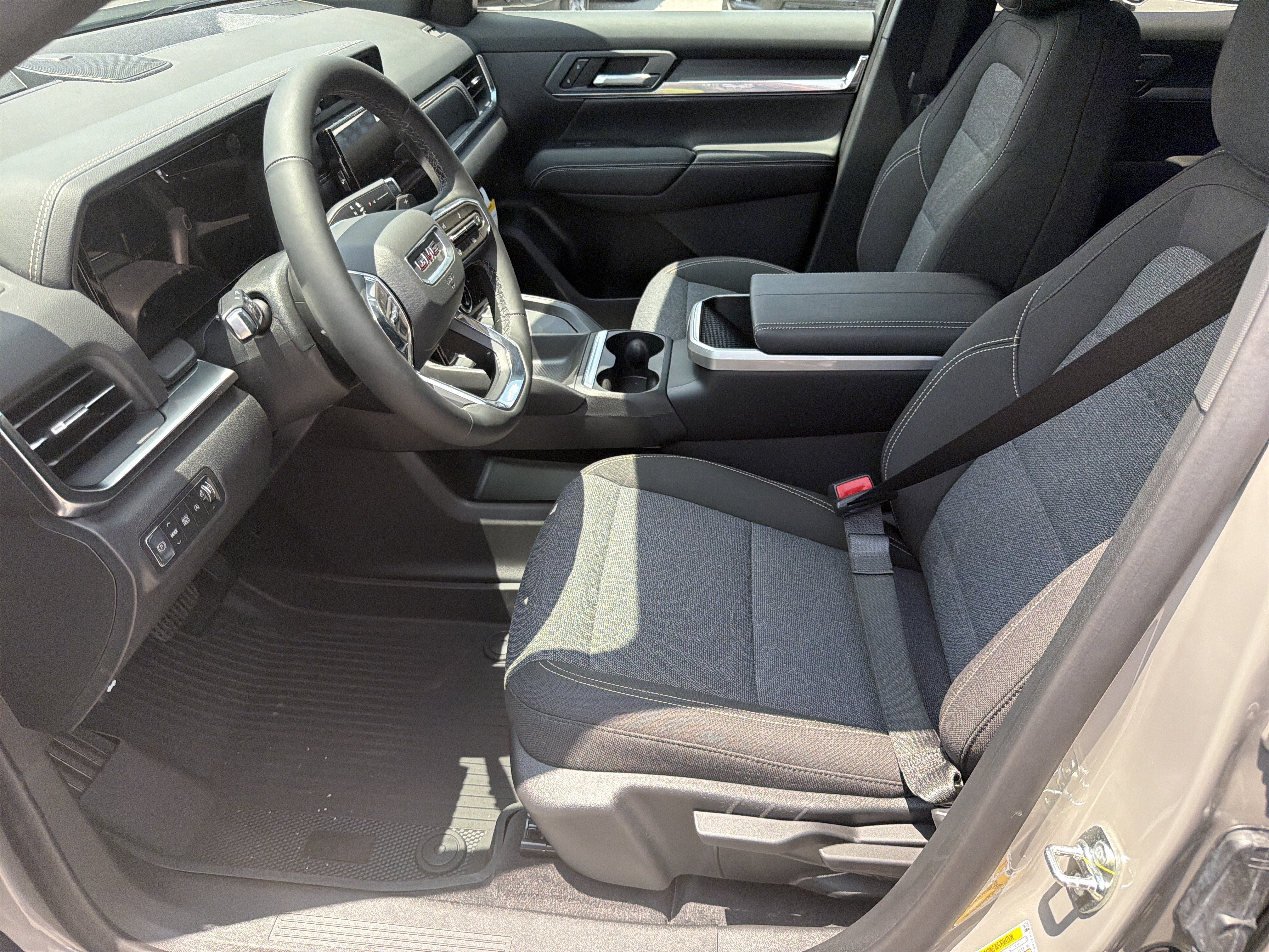 New 2026 GMC Terrain Elevation w/ LPO, Floor Liner Package FWD image 10
