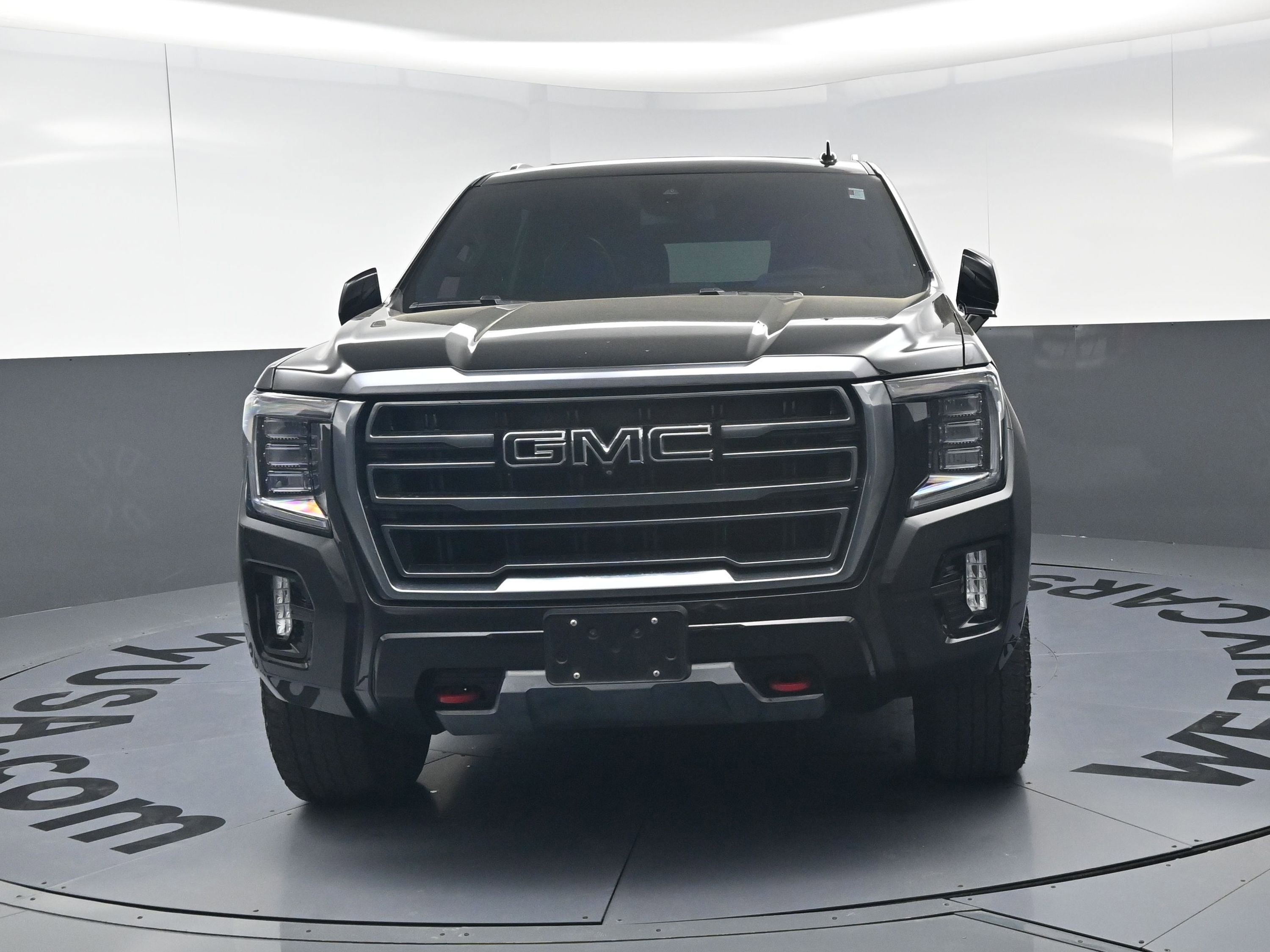 Used 2024 GMC Yukon AT4 w/ Technology Package image 5