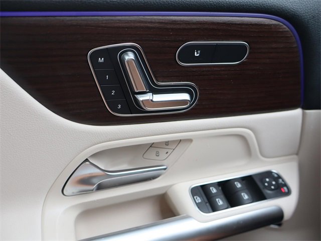 New 2025 Mercedes-Benz GLA 250 image 13