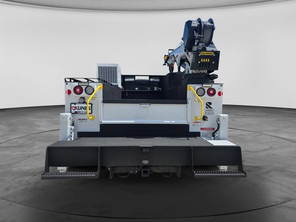 New 2026 Ford F550 4x4 Crew Cab image 10