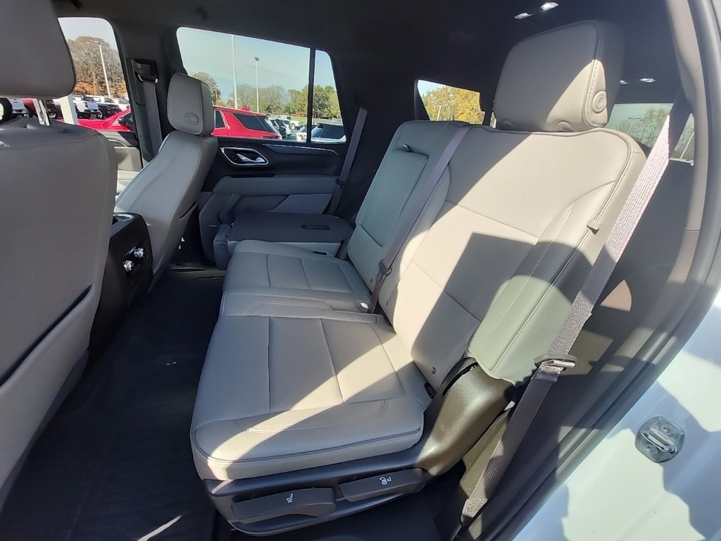 Used 2022 GMC Yukon SLT image 16