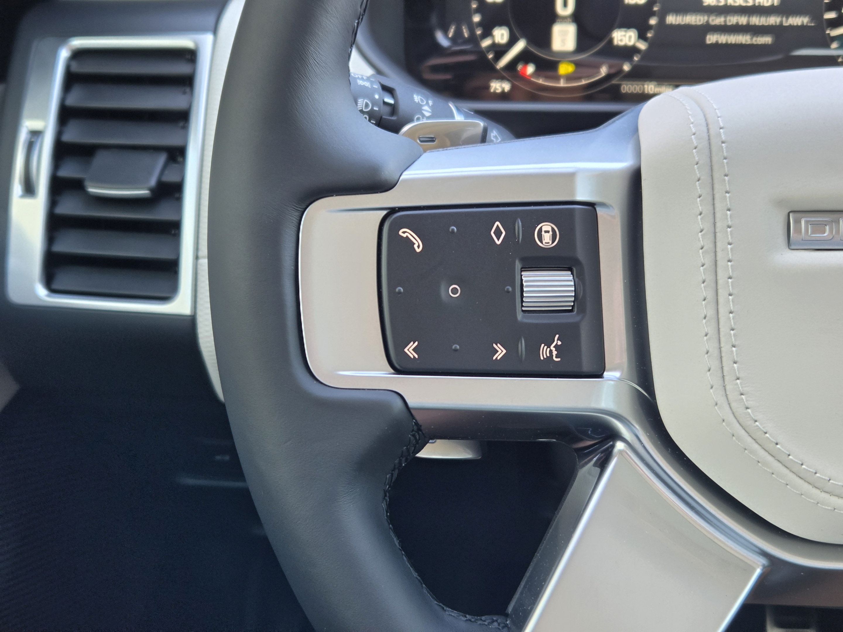 New 2026 Land Rover Discovery Dynamic SE AWD/4WD image 24