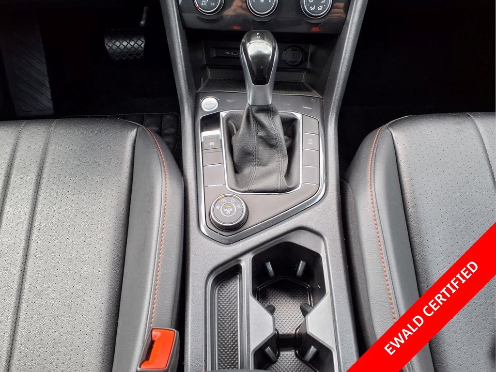 Used 2024 Volkswagen Tiguan Wolfsburg Edition AWD/4WD image 12