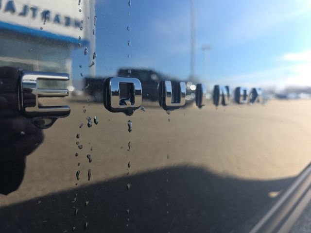 Used 2023 Chevrolet Equinox RS w/ RS Leather Package image 7