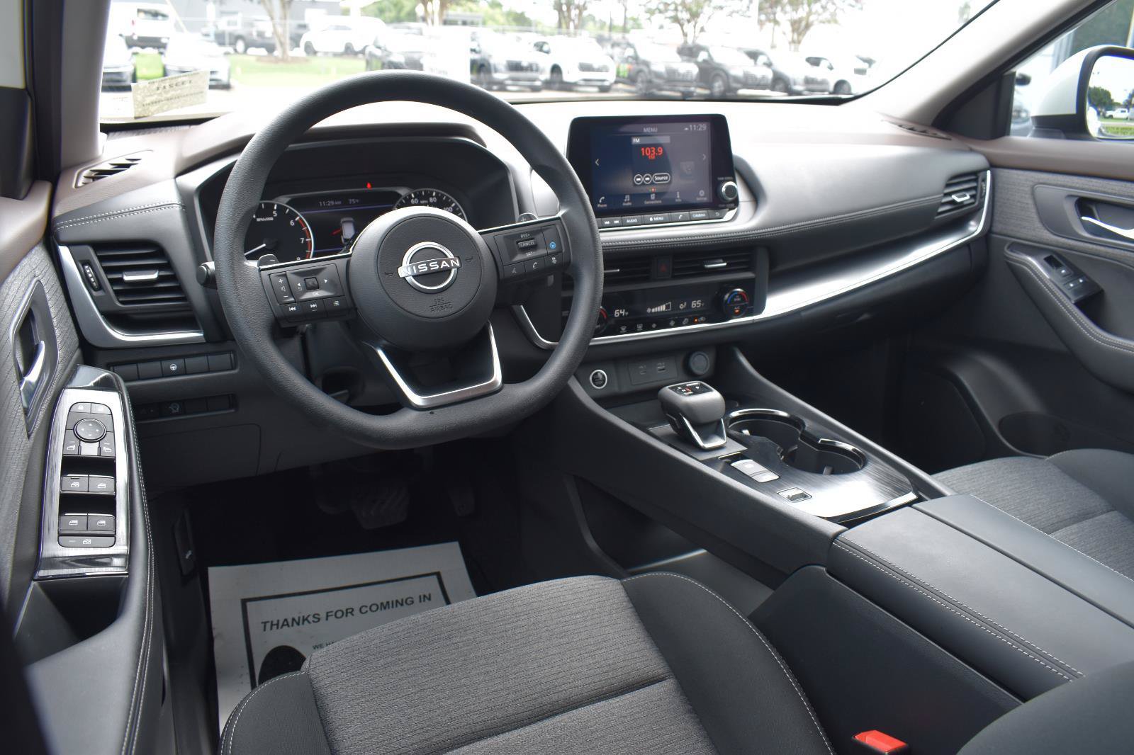 Used 2023 Nissan Rogue SV FWD image 33