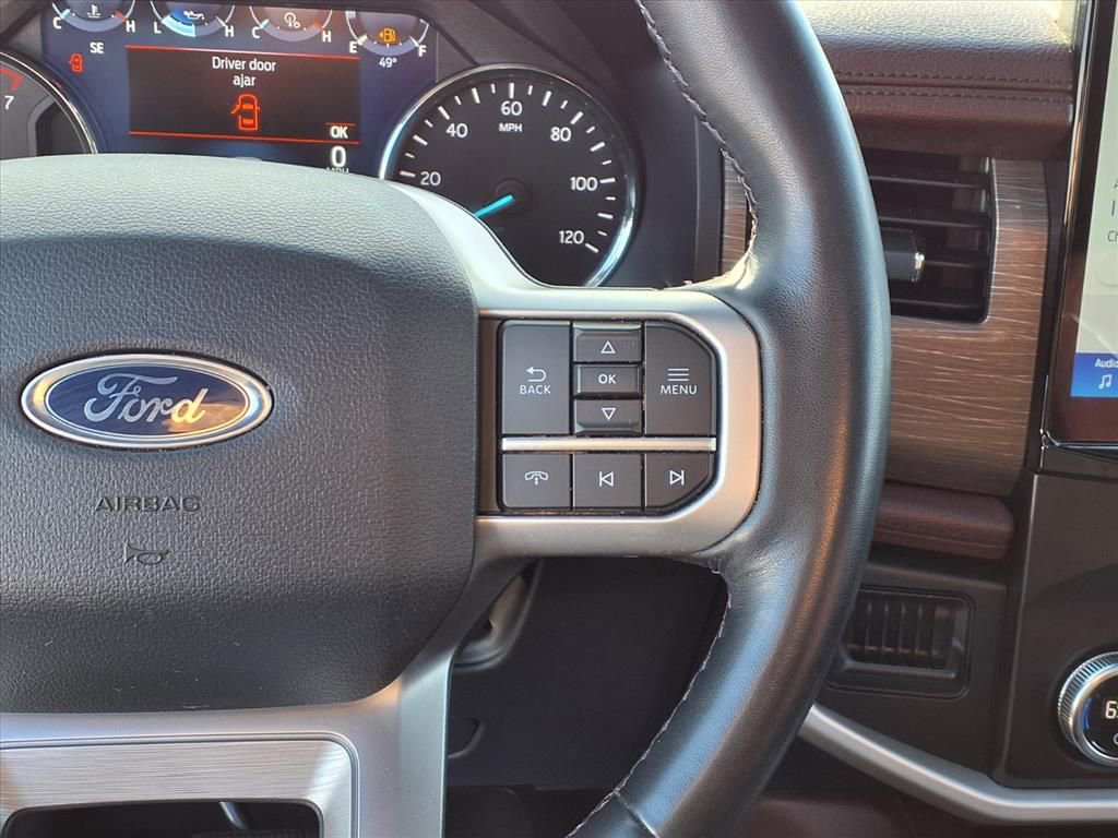 Used 2024 Ford Expedition Limited image 19