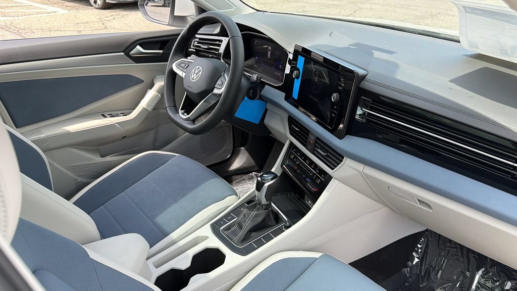 New 2026 Volkswagen Jetta SE FWD image 8