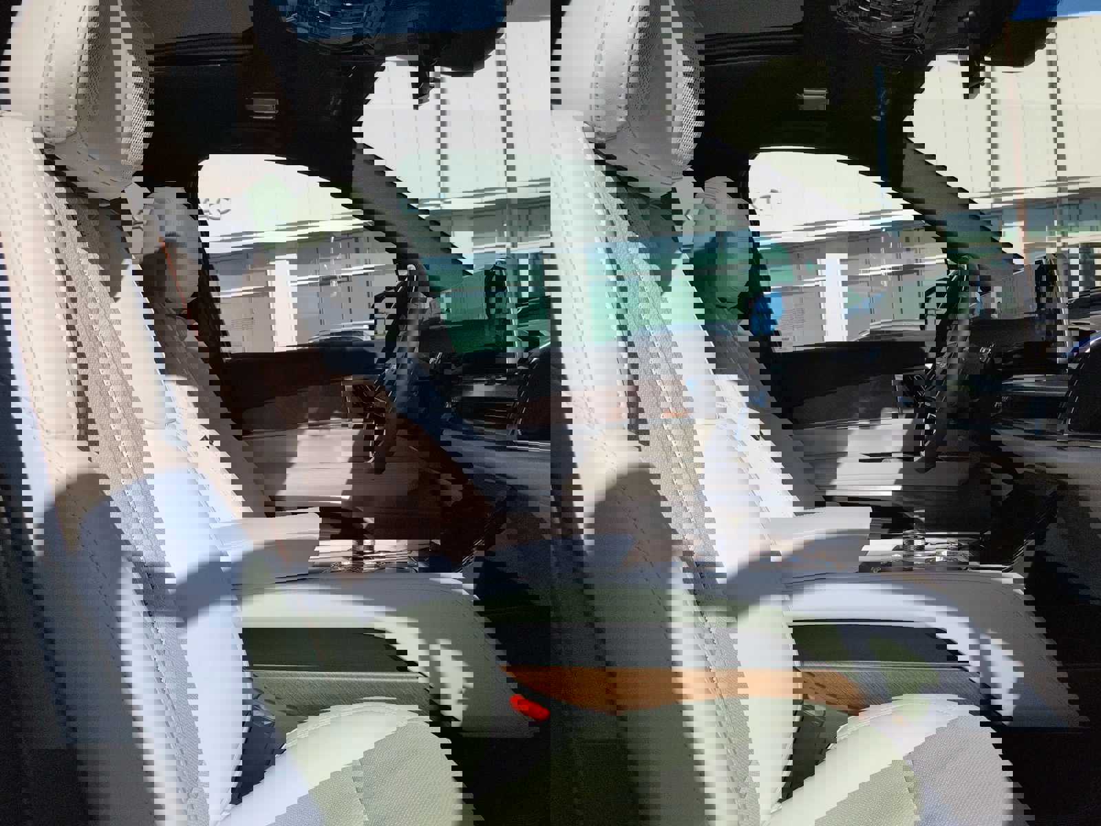 New 2026 Cadillac Vistiq Sport image 28