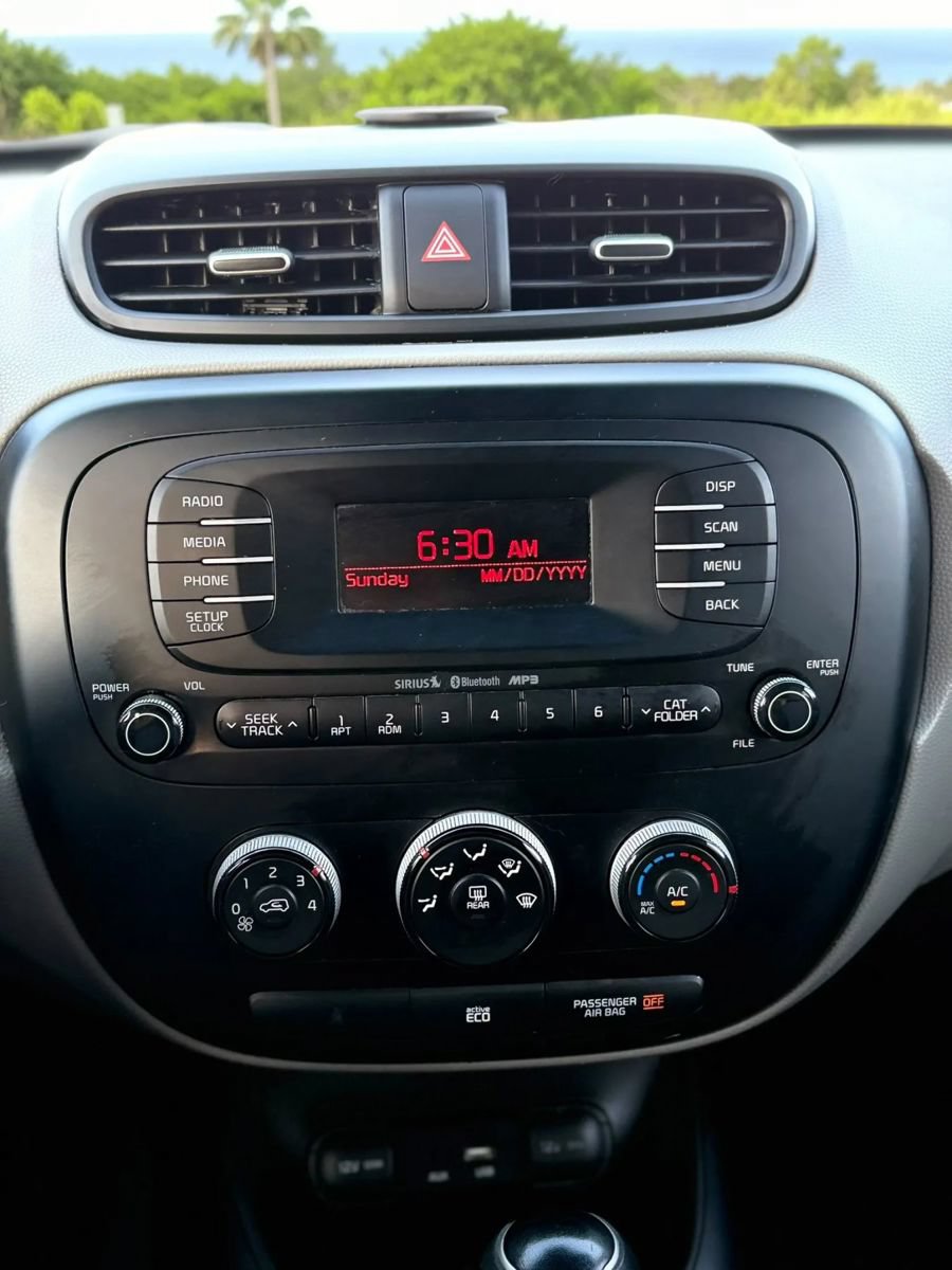 Used 2016 Kia Soul FWD image 18
