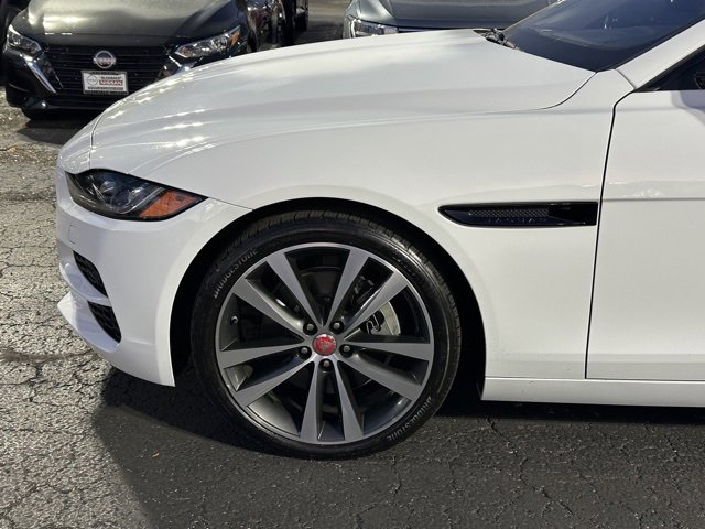 Used 2020 Jaguar XE S image 7