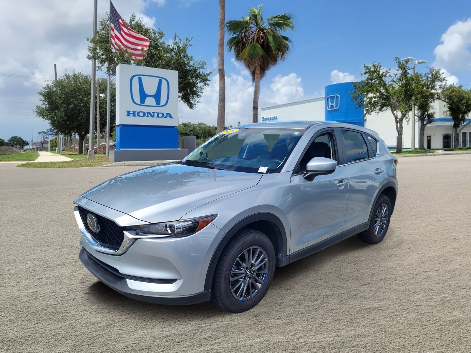 Used 2020 MAZDA CX-5 Touring FWD image 4