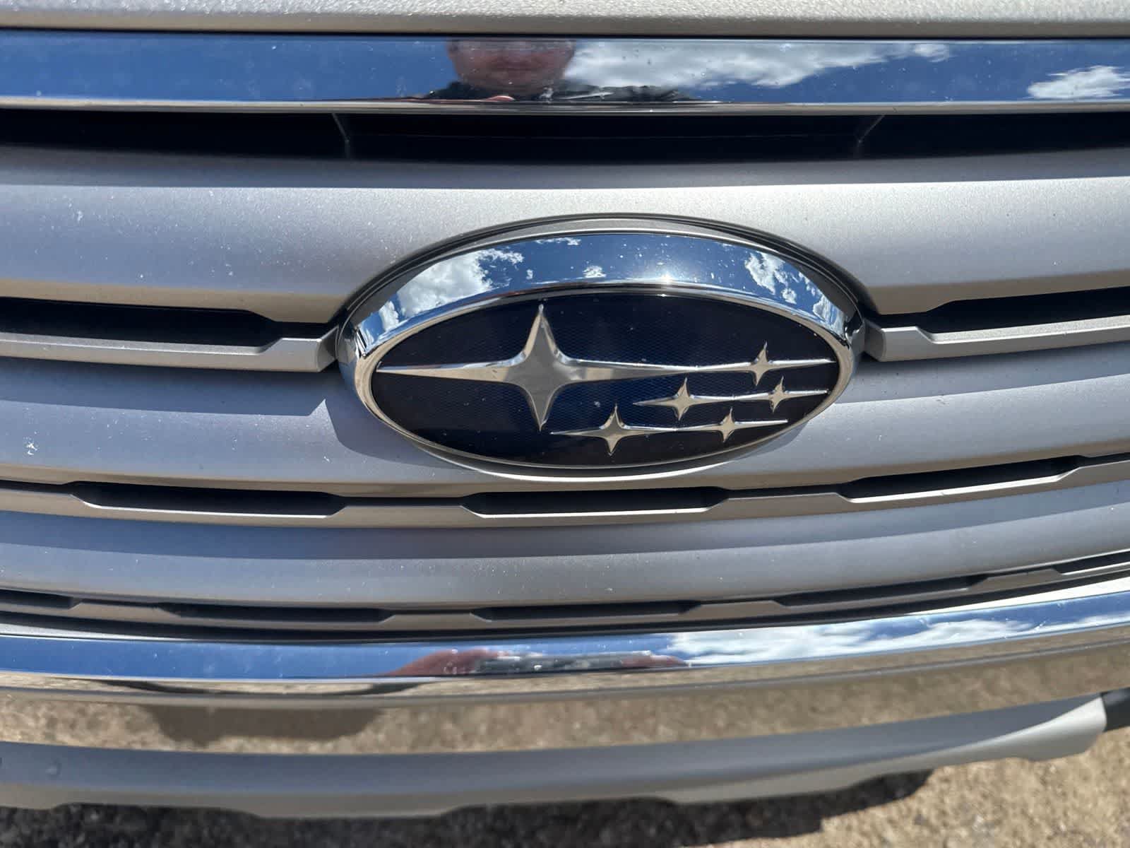 Used 2017 Subaru Outback 2.5i Limited AWD/4WD image 11