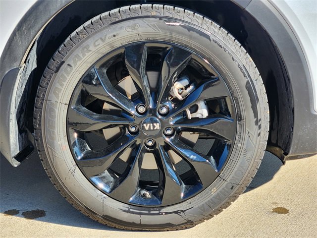 Used 2019 Kia Sorento S image 7