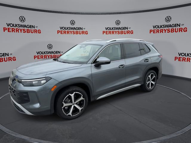 Certified 2025 Volkswagen Tiguan SE AWD/4WD image 4