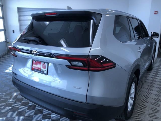 Used 2025 Toyota Grand Highlander AWD image 37