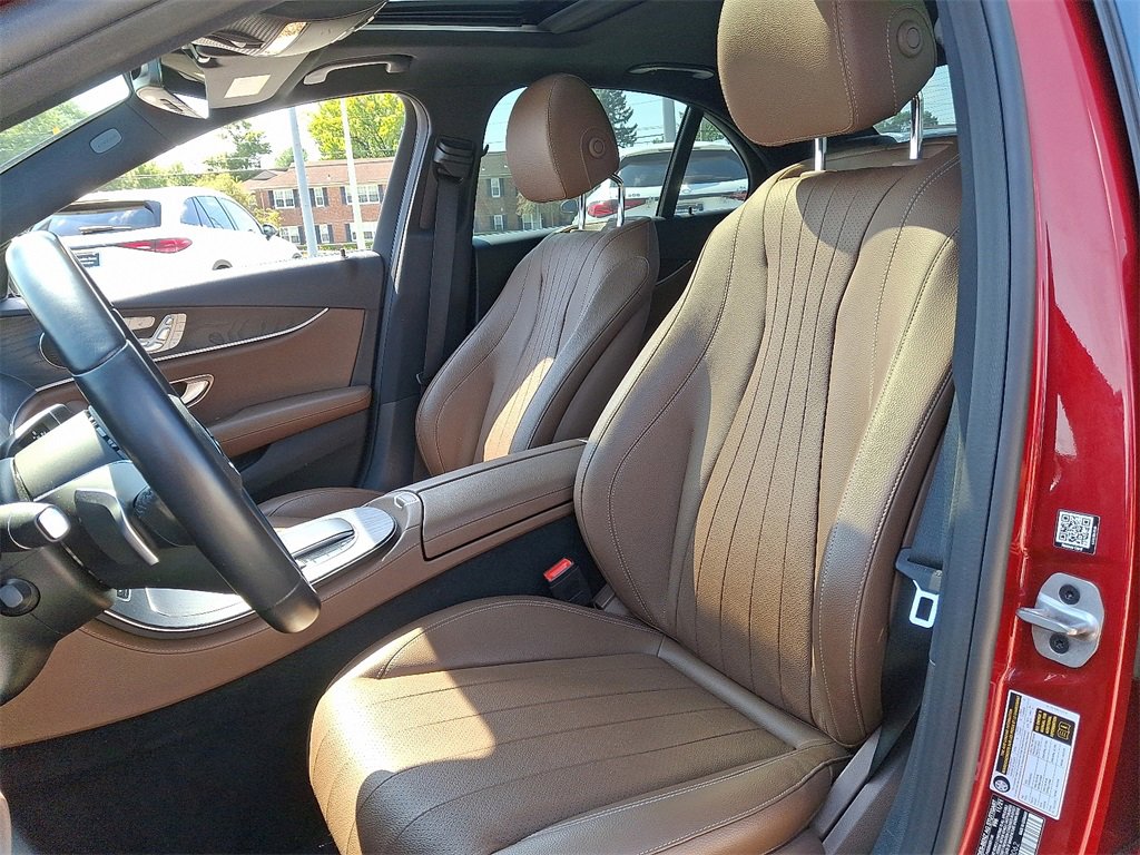 Certified 2022 Mercedes-Benz E 350 4MATIC Sedan image 13