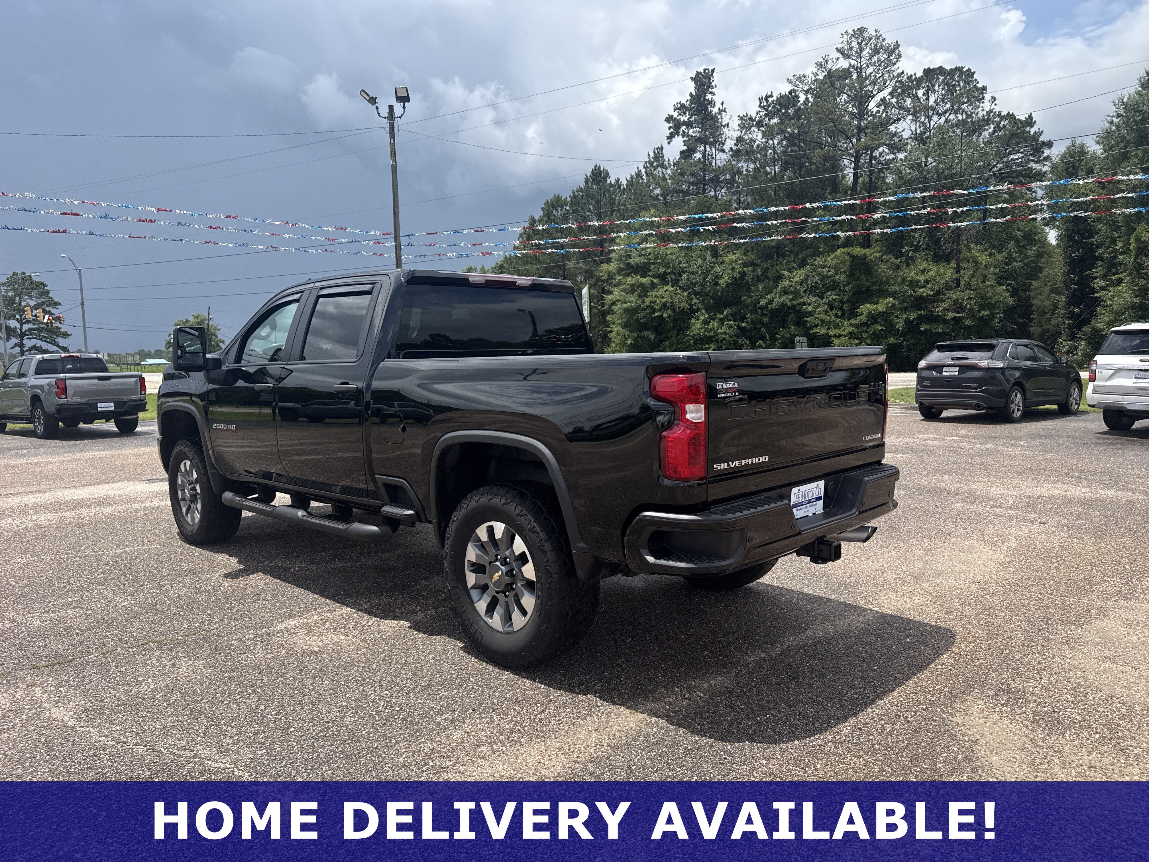 Used 2024 Chevrolet Silverado 2500 Custom w/ Custom Value Package AWD/4WD image 5