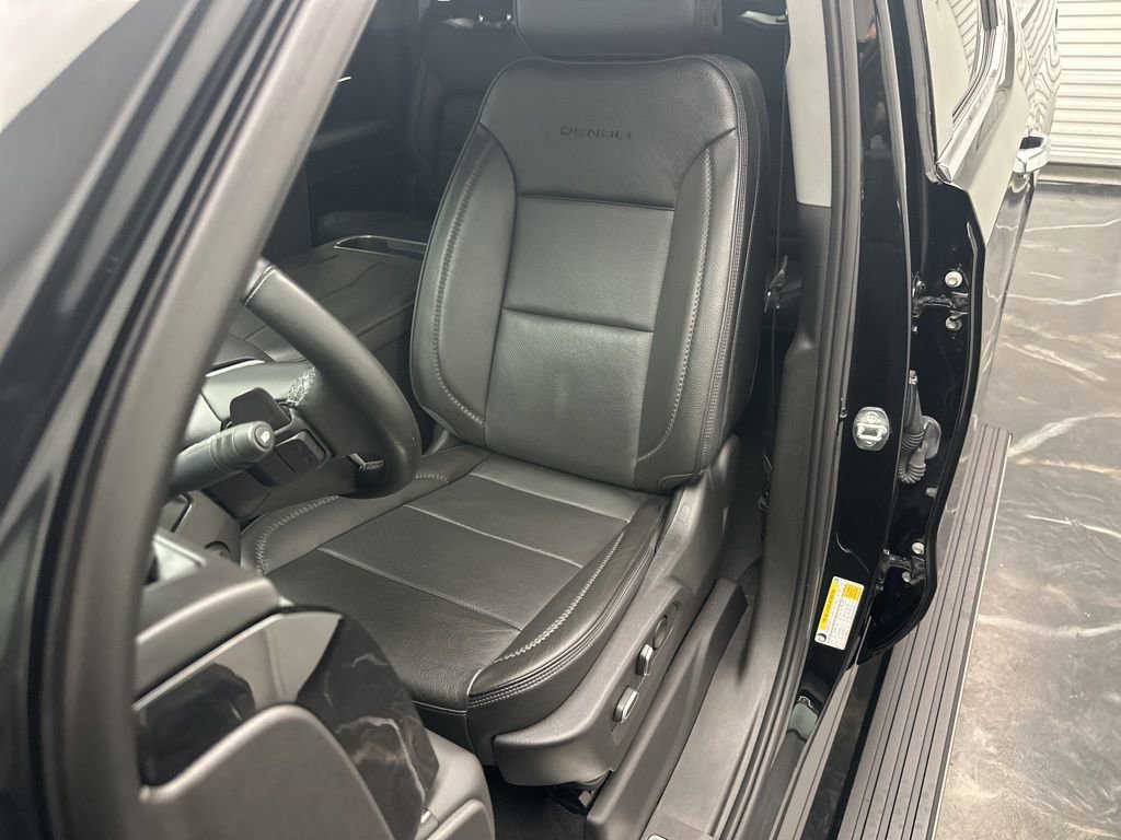 Used 2023 GMC Sierra 1500 Denali w/ Denali Reserve Package image 15