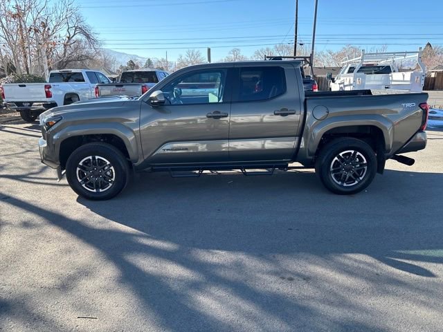 Used 2024 Toyota Tacoma TRD Sport image 2