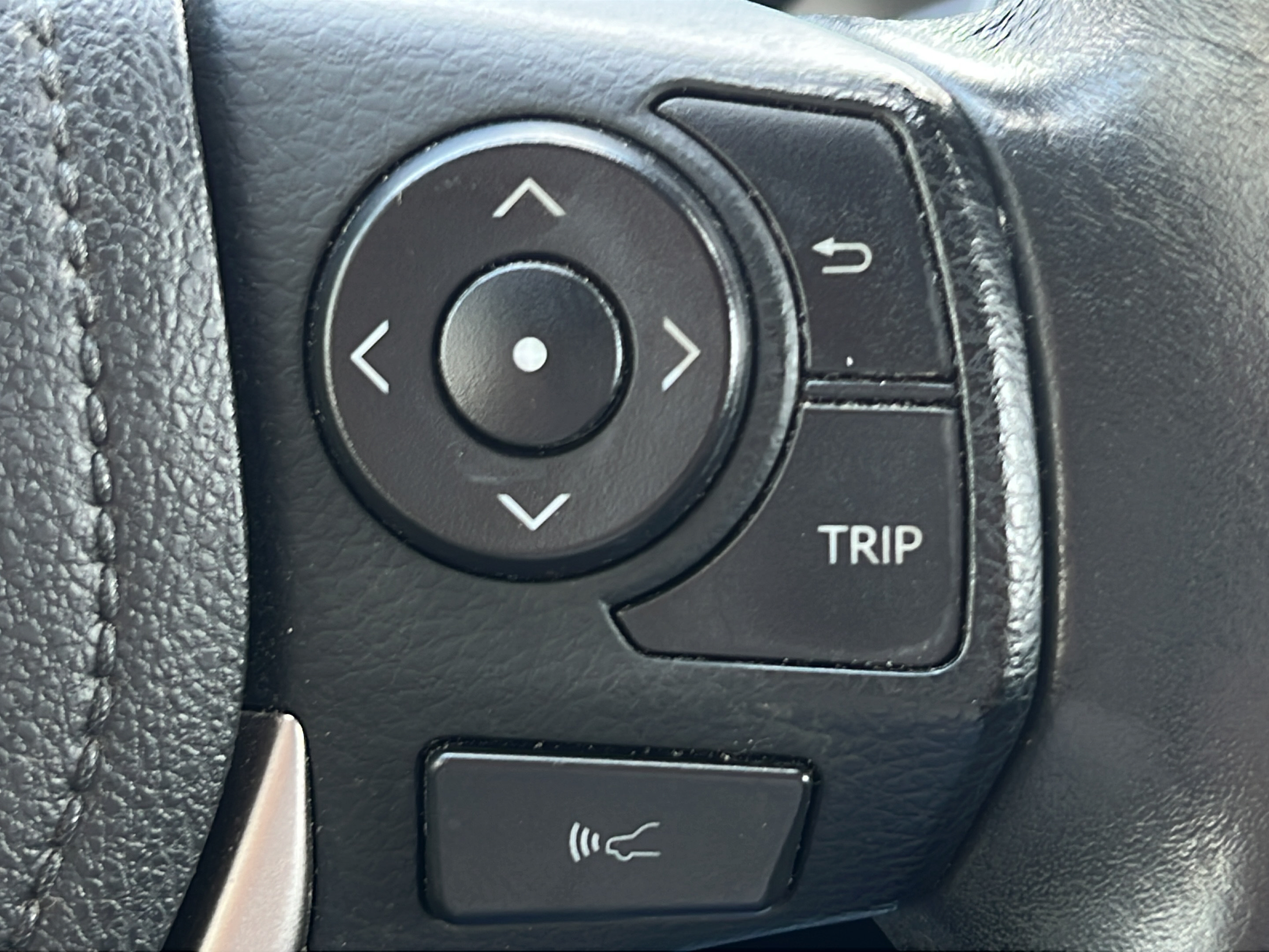 Used 2017 Toyota RAV4 Limited w/ Advanced Technology Package AWD/4WD image 25