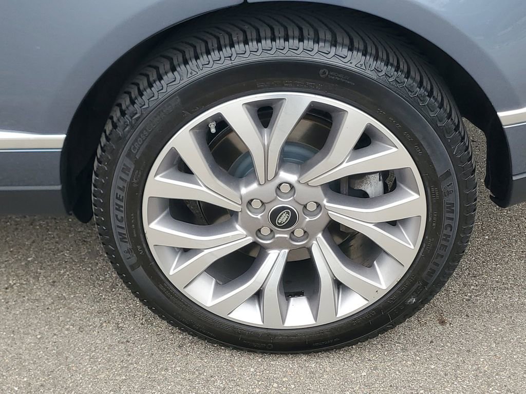 Used 2019 Land Rover Range Rover Long Wheelbase Supercharged AWD/4WD image 6